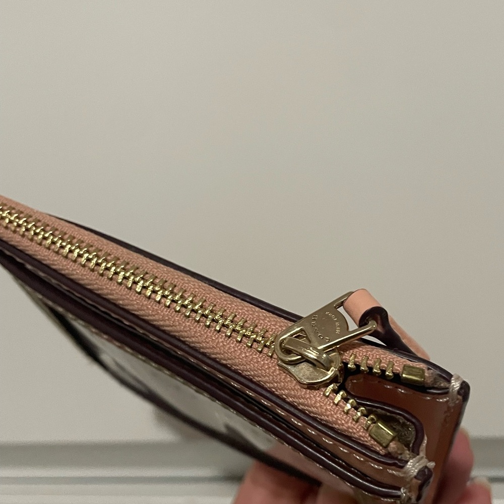 SOLD Coach Strawberry Mini Skinny ID case - Picture 7 of 11